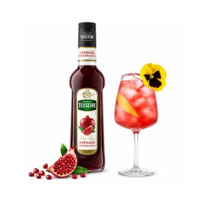 Teisseire Pomegranate Syrup | 700ml | Premium Pomegranate Flavored Beverage Syrup | Café Style Drink Mixer